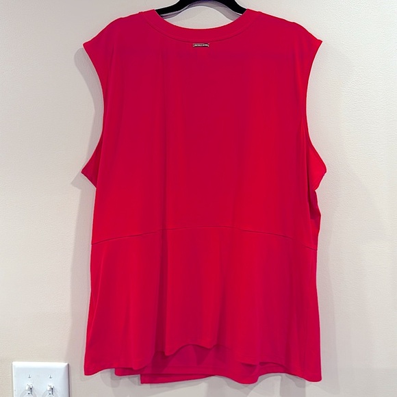 🔥NWOT Michael Kors Vibrant Red Muscle Tee🔥 - Picture 7 of 7